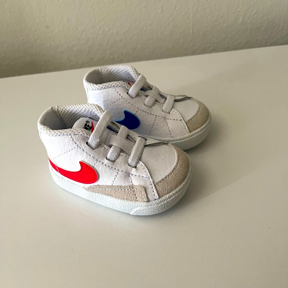 BRAND NEW Nike Baby Shoes